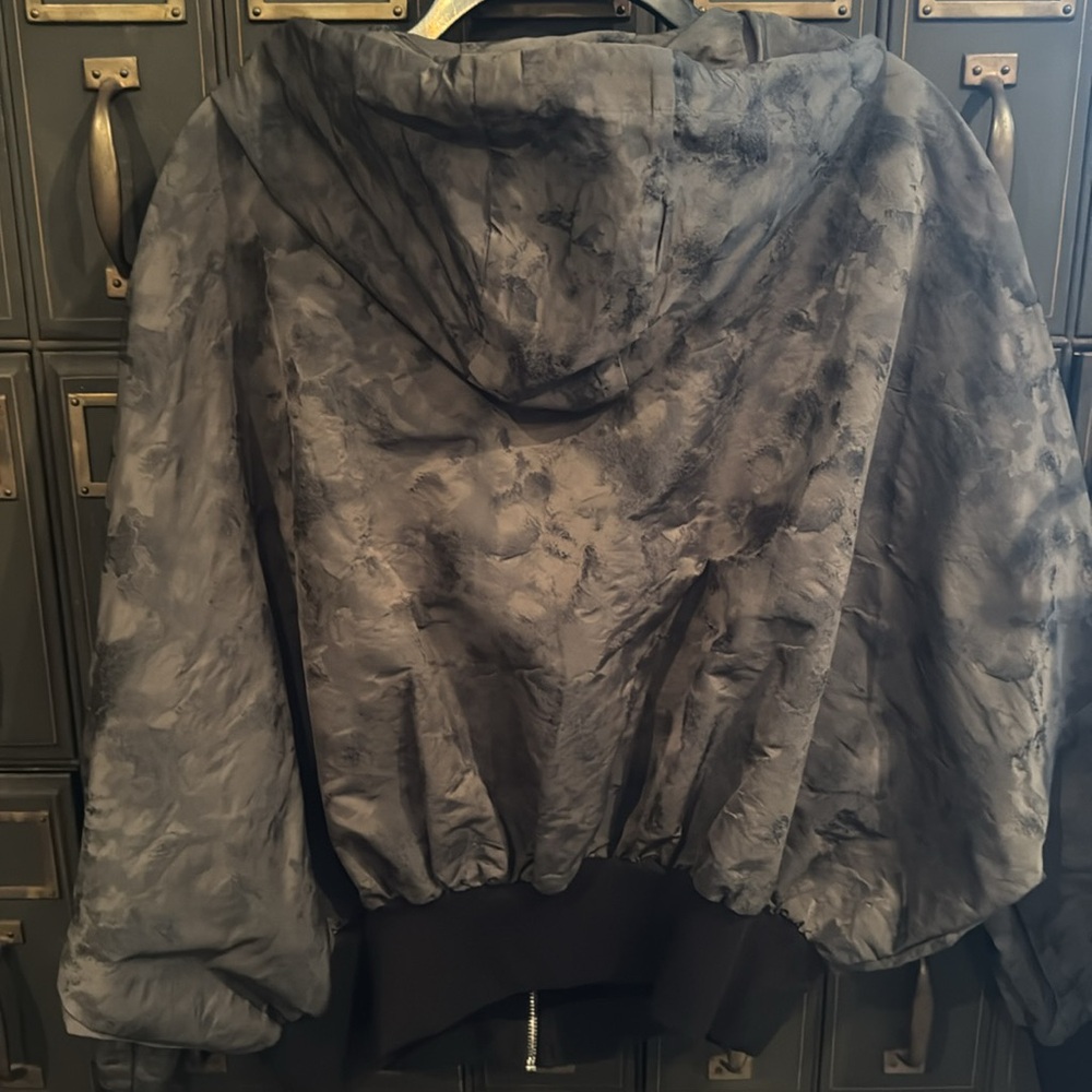 LINk Jacket - Picture 9 of 9